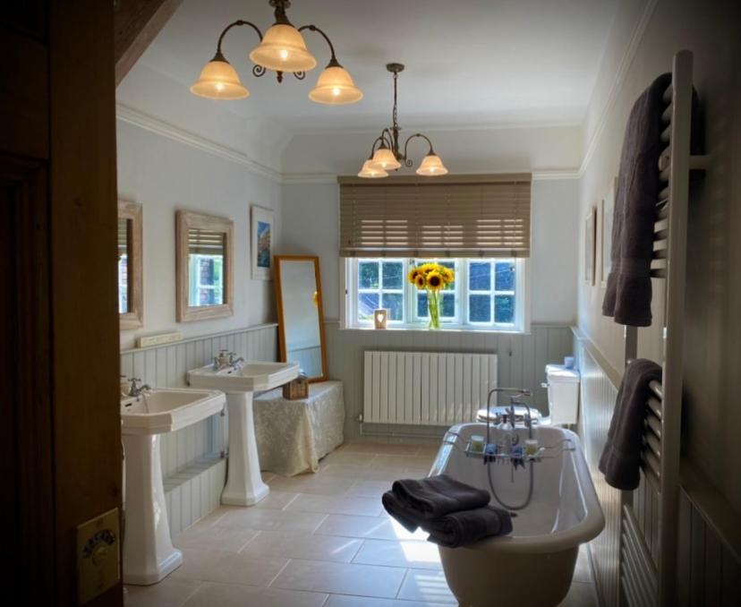 The Old Rectory - Valley View Room In Private Home Stockton-on-Teme Eksteriør bilde