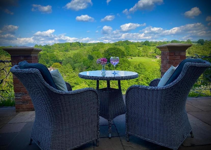 The Old Rectory - Valley View Room In Private Home Stockton-on-Teme Eksteriør bilde